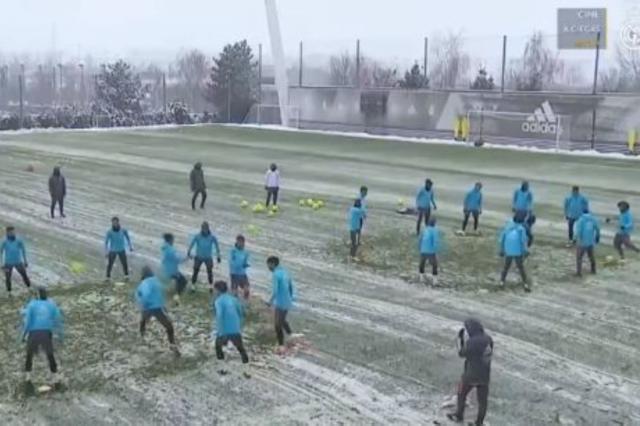 1610159145076051713.jpg 1610159145076051713.jpg