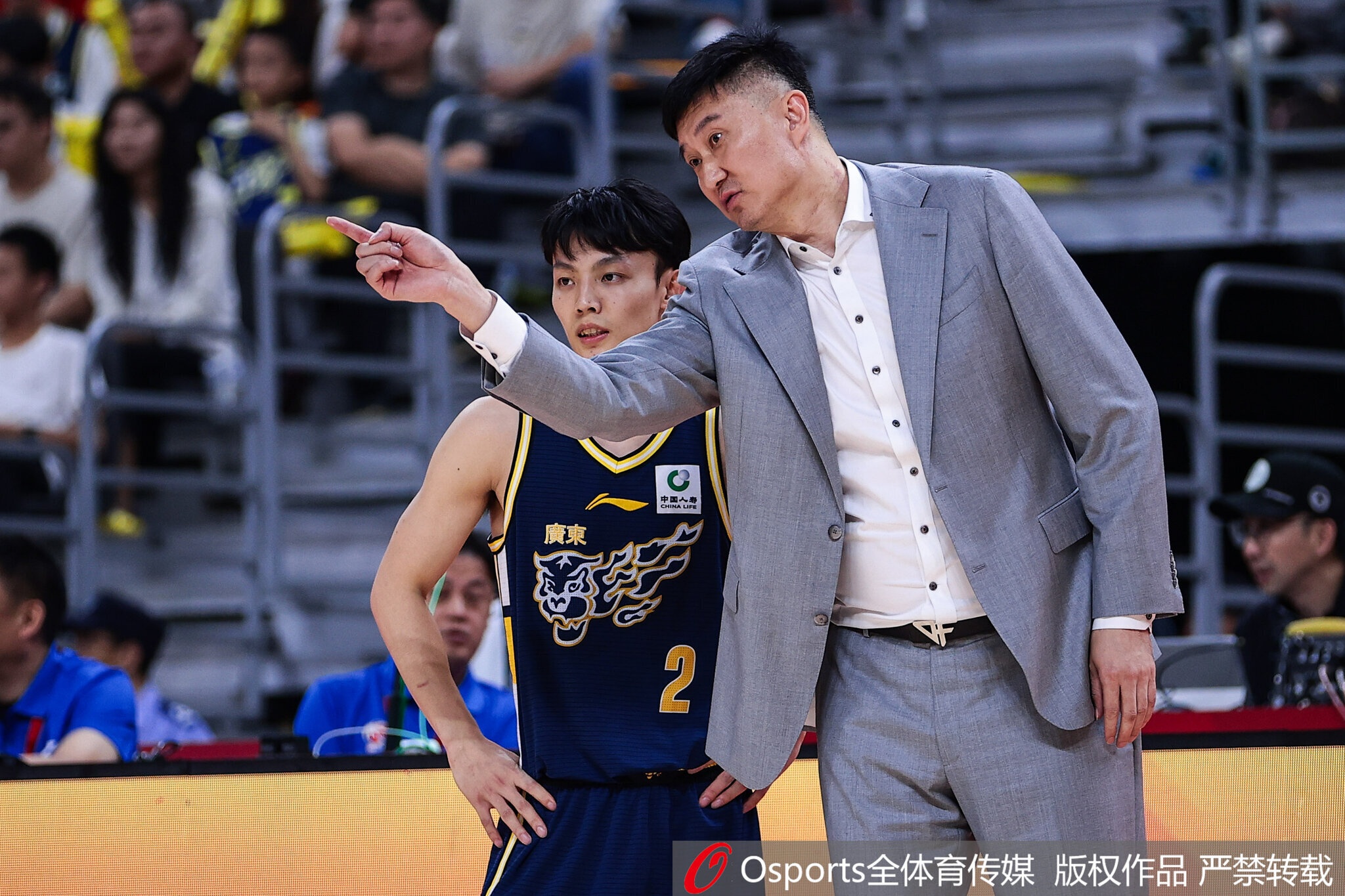 星空体育下载-记者：广东赢在冠军的底蕴与底气上 永远不要低估一颗冠军的心